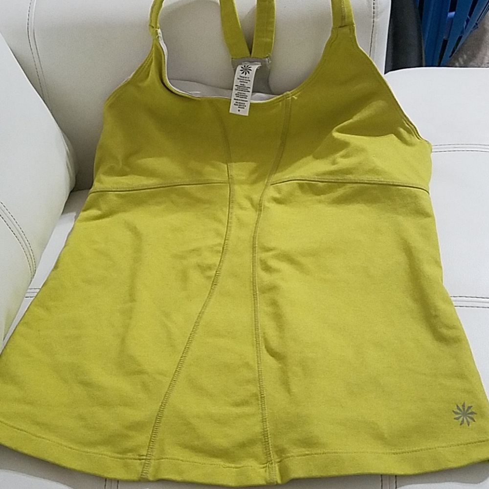 Athleta yoga workout top with built in bra M
